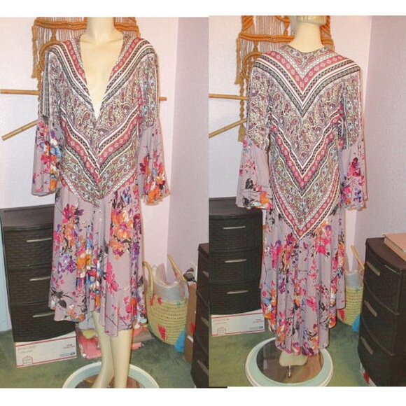 Umgee Tops - Umgee Hippie Boho Longline Kimono Duster Size M Pleated Bell Sleeves Artsy Layer